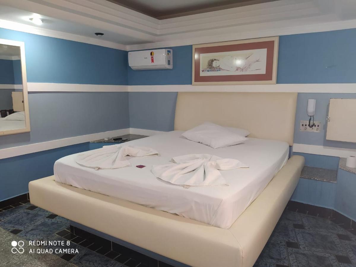 Bhaus Motel Marilia Bagian luar foto